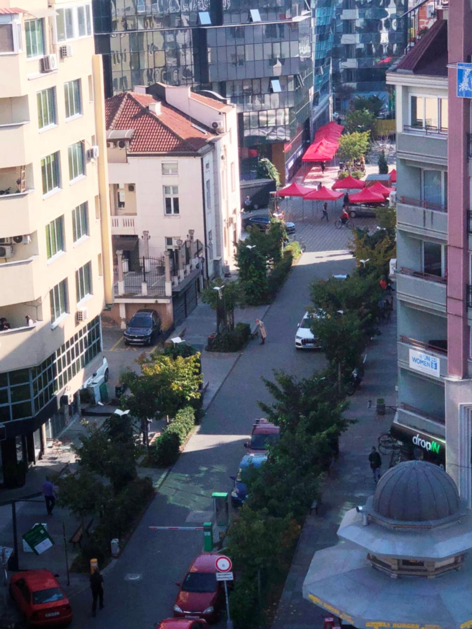 Hotel Room City Square With Great View No Parking Скоп'є Екстер'єр фото