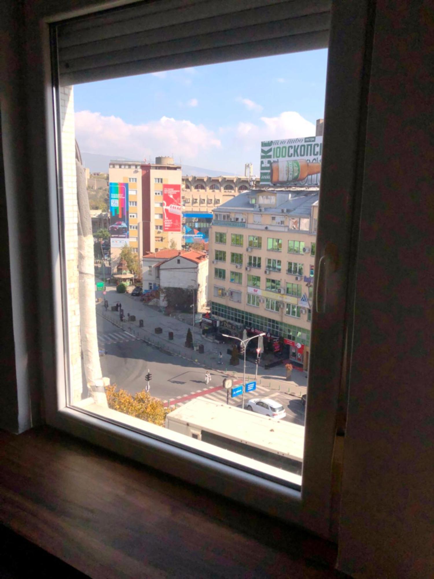 Hotel Room City Square With Great View No Parking Скоп'є Екстер'єр фото